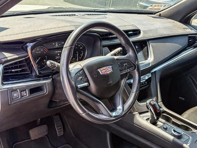 2023 Cadillac XT6 Luxury