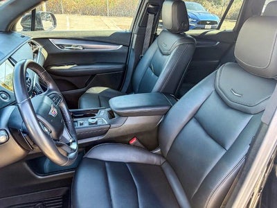 2024 Cadillac XT6 Luxury