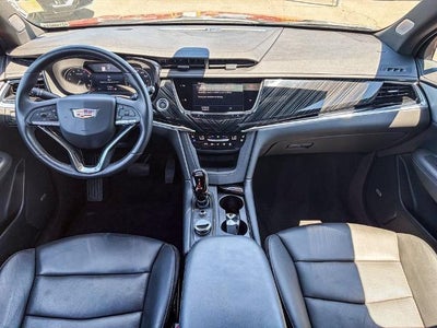 2024 Cadillac XT6 Premium Luxury