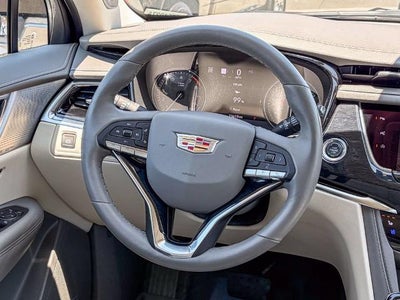 2024 Cadillac XT6 Premium Luxury