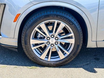 2024 Cadillac XT6 Premium Luxury