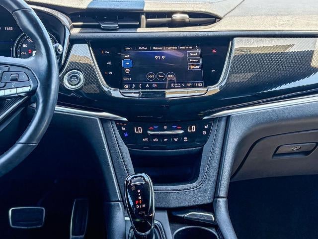 2024 Cadillac XT6 Sport