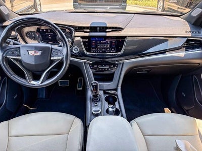 2023 Cadillac XT6 Sport