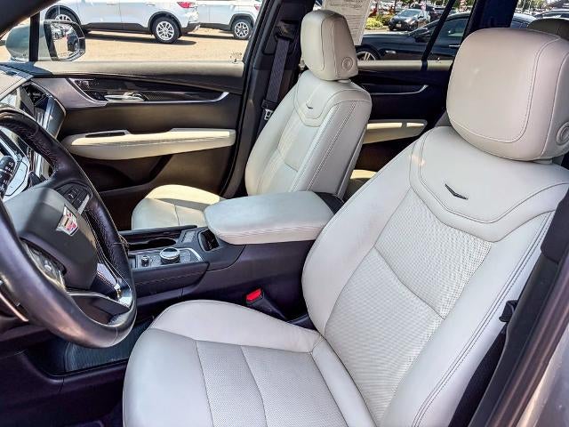 2023 Cadillac XT6 Sport