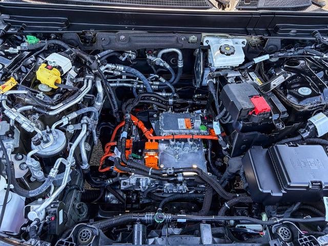 2025 Cadillac LYRIQ Luxury 1