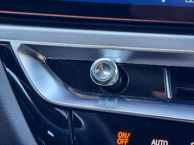 2025 Cadillac LYRIQ Luxury 1