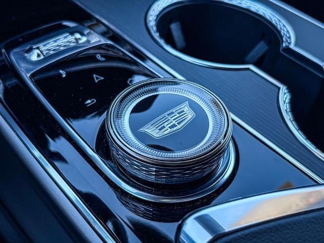 2025 Cadillac LYRIQ Luxury 1