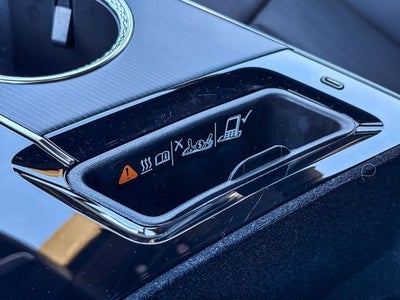 2025 Cadillac LYRIQ Luxury 1