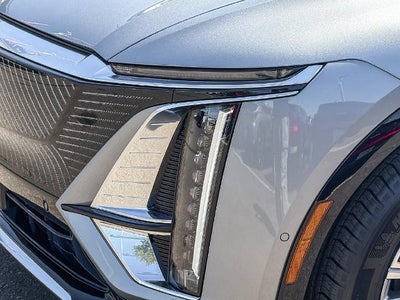 2025 Cadillac LYRIQ Luxury 1