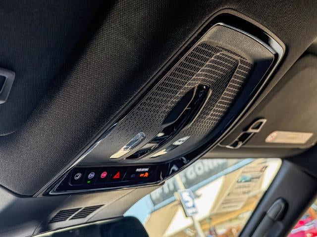 2025 Cadillac LYRIQ Luxury 1