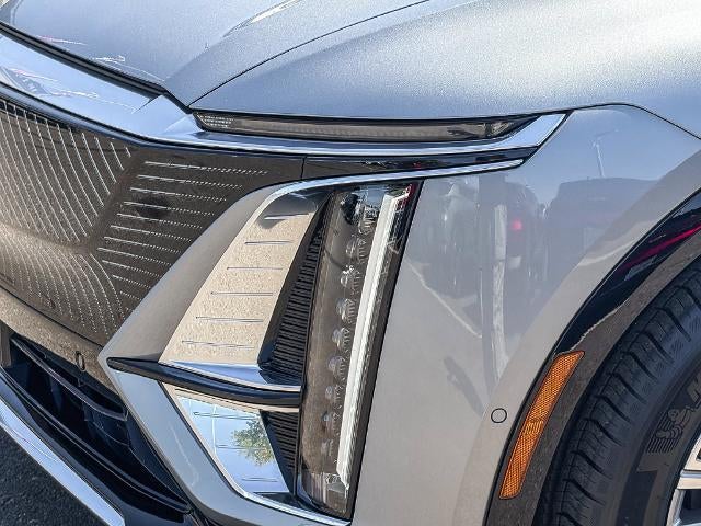 2025 Cadillac LYRIQ Luxury 1