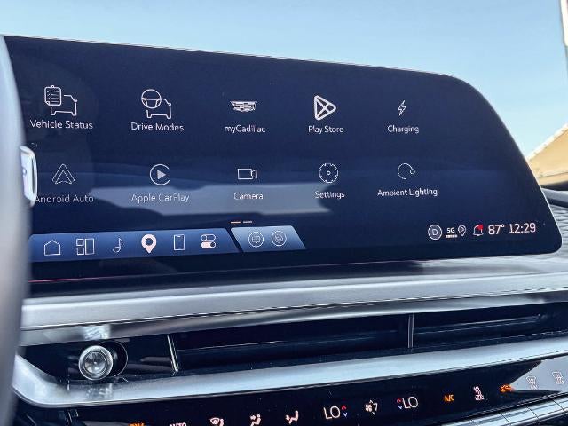 2025 Cadillac LYRIQ Luxury 1