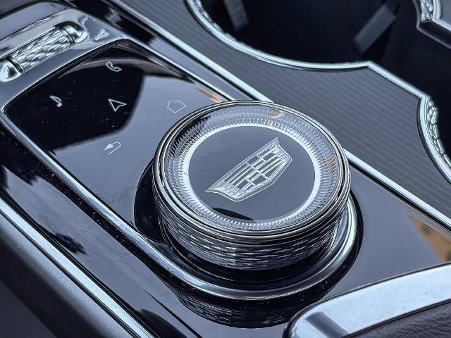 2025 Cadillac LYRIQ Luxury 1