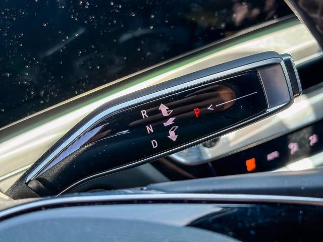 2024 Cadillac LYRIQ Luxury 1