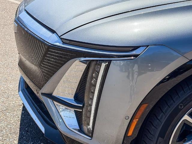 2024 Cadillac LYRIQ Luxury 1