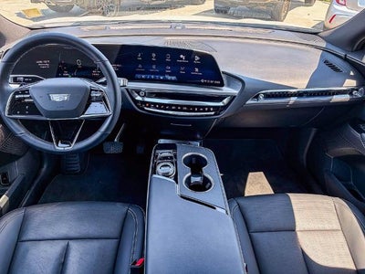 2024 Cadillac LYRIQ Luxury 1