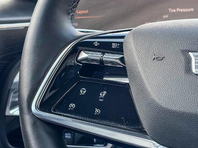 2024 Cadillac LYRIQ Sport 2