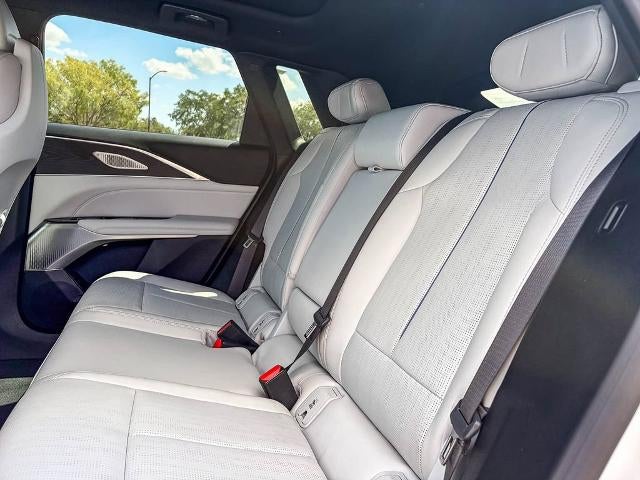 2024 Cadillac LYRIQ Sport 2