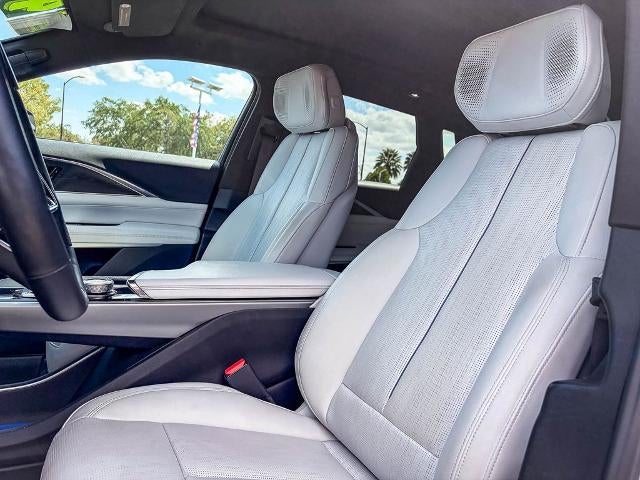 2024 Cadillac LYRIQ Sport 2