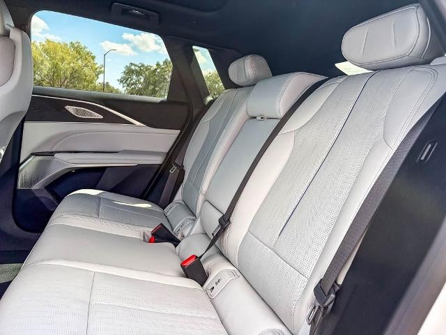 2024 Cadillac LYRIQ Sport 2