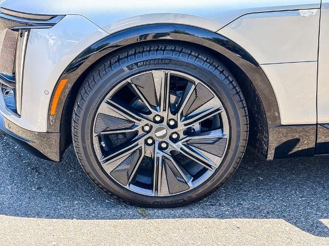 2024 Cadillac LYRIQ Sport 3