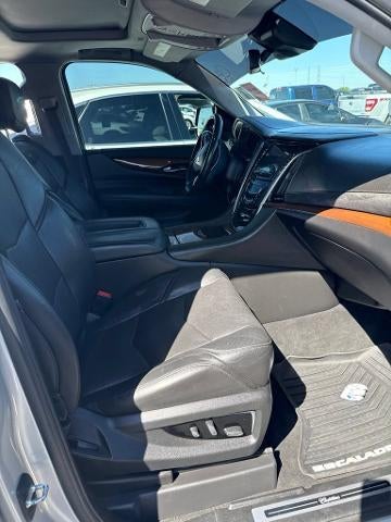 2020 Cadillac Escalade Luxury