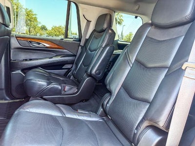 2020 Cadillac Escalade Luxury