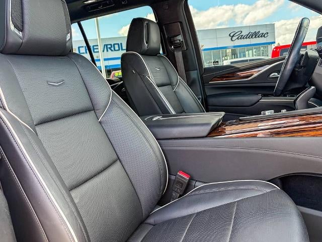 2022 Cadillac Escalade Premium Luxury