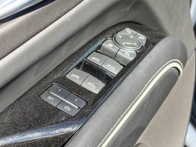 2022 Cadillac Escalade Premium Luxury