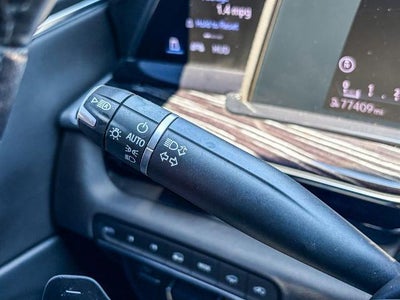 2023 Cadillac Escalade Sport