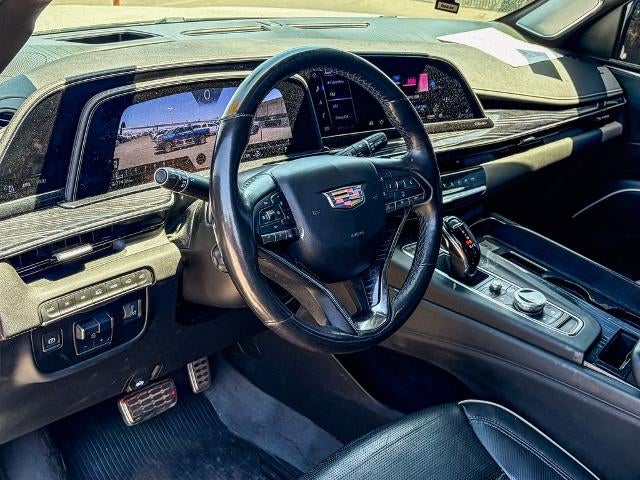 2023 Cadillac Escalade Sport