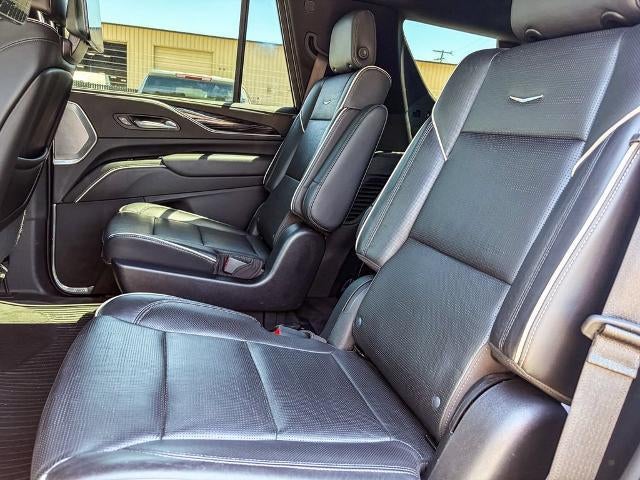 2023 Cadillac Escalade Sport