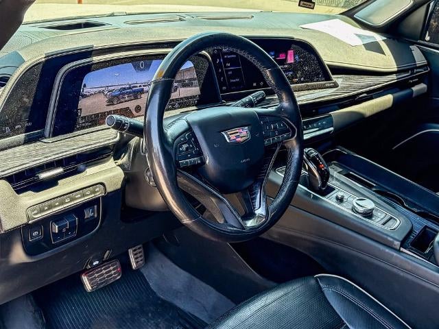 2023 Cadillac Escalade Sport