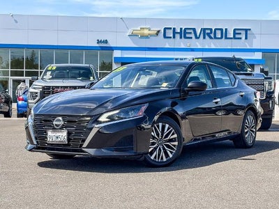 2023 Nissan Altima 2.5 SV