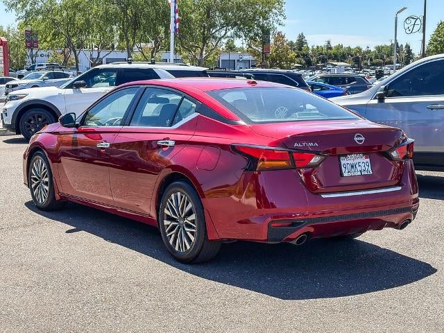 2023 Nissan Altima SV FWD