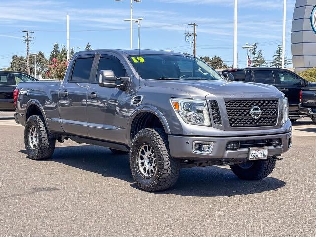 2019 Nissan TITAN XD PRO-4X Diesel