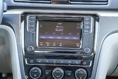 2018 Volkswagen Passat 2.0T S