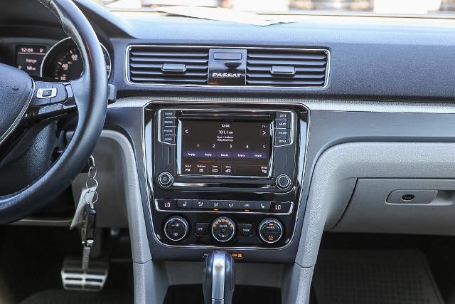 2018 Volkswagen Passat 2.0T S