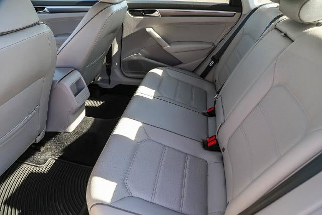 2018 Volkswagen Passat 2.0T S