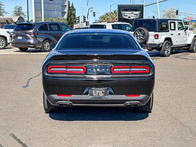 2021 Dodge Challenger SXT