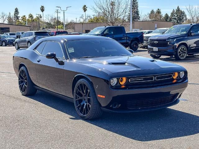 2021 Dodge Challenger SXT