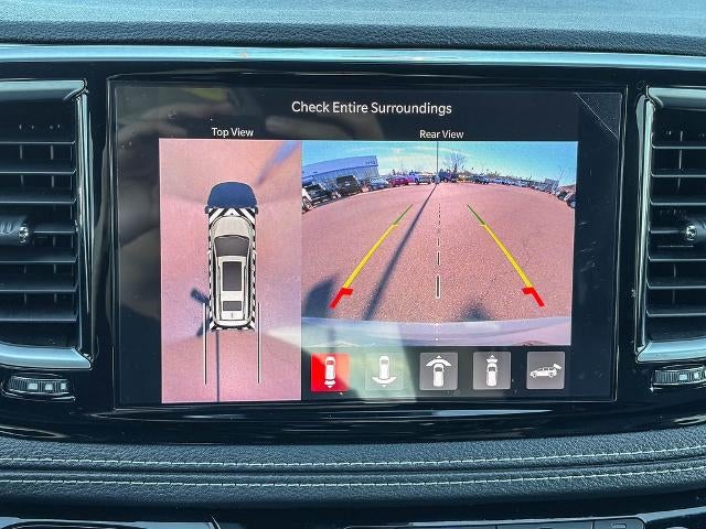 2025 Chrysler Pacifica Hybrid Premium S Appearance Pkg