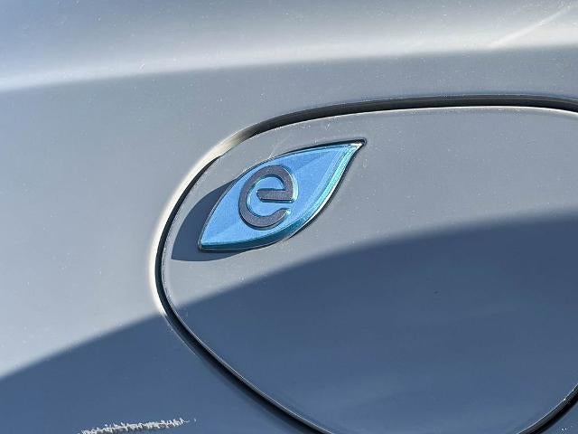 2025 Chrysler Pacifica Hybrid Premium S Appearance Pkg