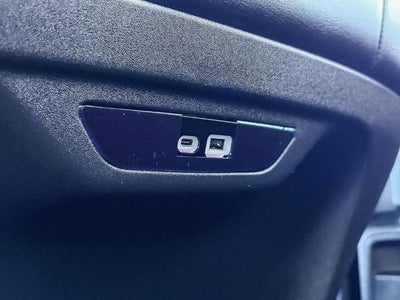 2025 Chrysler Pacifica Hybrid Premium S Appearance Pkg