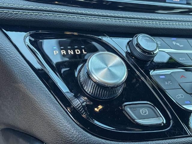 2025 Chrysler Pacifica Hybrid Premium S Appearance Pkg