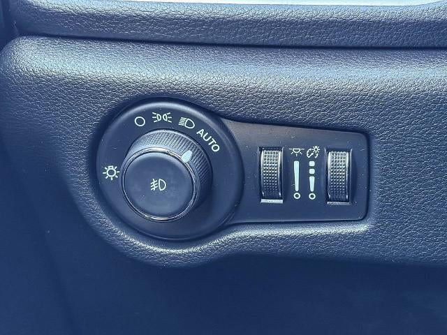 2025 Chrysler Pacifica Hybrid Premium S Appearance Pkg