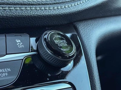 2025 Chrysler Pacifica Hybrid Premium S Appearance Pkg