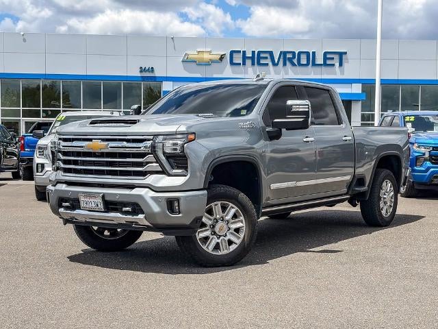 2024 Chevrolet Silverado HD High Country 4WD Crew Cab Standard Box's photo