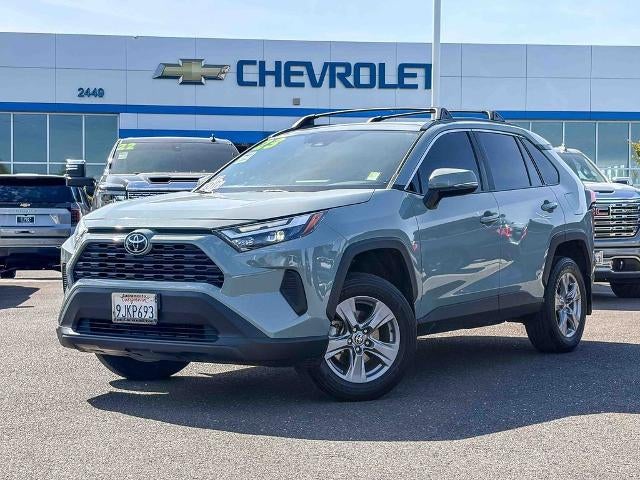 2023 Toyota RAV4 XLE