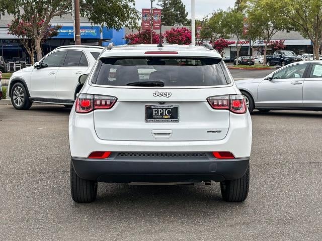 2022 Jeep Compass Latitude FWD